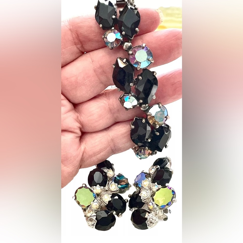 Schiaparelli Bracelet + Earrings Set Aurora Borealis AB Black Rhinestones VTG - Picture 15 of 15